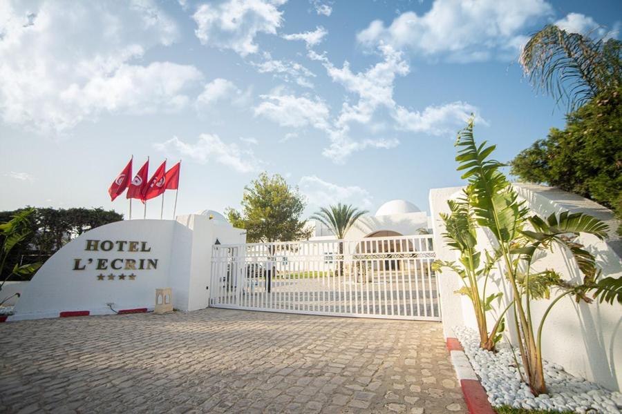 Hotel Ecrin Club